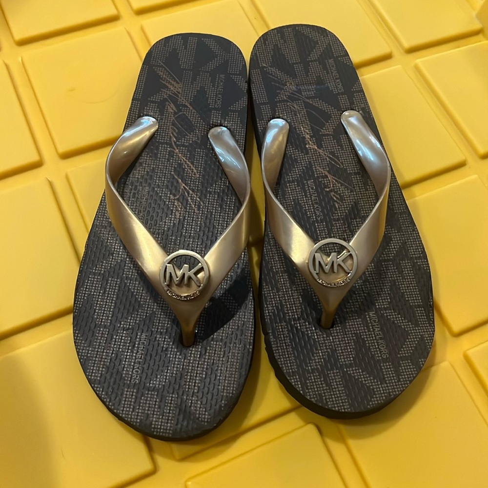 Michael Kors Women’s Sandals 8